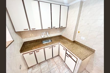 Apartamento para alugar com 85m², 3 quartos e sem vaga Apartamento para alugar com 85m², 3 quartos e sem vagaCozinha