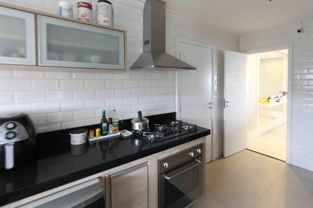 Apartamento à venda com 156m², 3 quartos e 2 vagasCozinha
