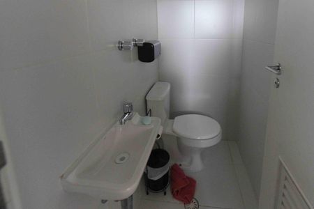 Apartamento à venda com 156m², 3 quartos e 2 vagasBanheiro de Serviço