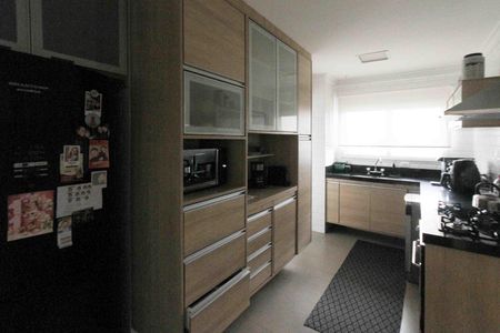 Apartamento à venda com 156m², 3 quartos e 2 vagasCozinha