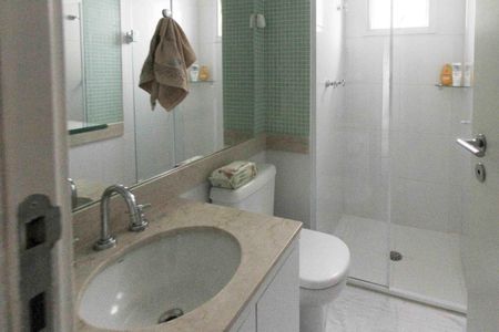 Apartamento à venda com 156m², 3 quartos e 2 vagasBanheiro da Suite 02