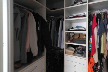 Apartamento à venda com 156m², 3 quartos e 2 vagasCloset