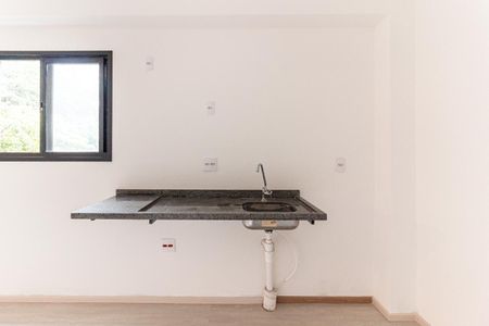 Studio para alugar com 26m², 1 quarto e sem vaga Studio para alugar com 26m², 1 quarto e sem vagaCozinha
