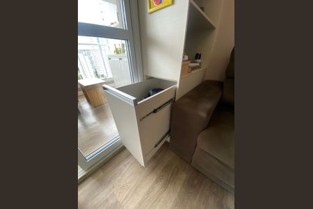 Studio para alugar com 38m², 1 quarto e 1 vaga Studio para alugar com 38m², 1 quarto e 1 vagaDetalhe da sala