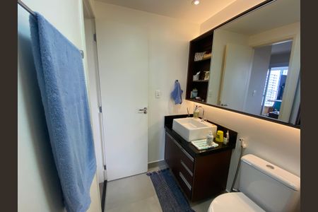 Studio para alugar com 38m², 1 quarto e 1 vaga Studio para alugar com 38m², 1 quarto e 1 vagaBanheiro