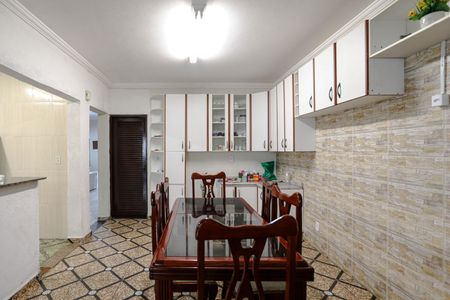 Casa para alugar com 360m², 4 quartos e 3 vagasCopa