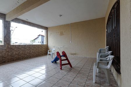Casa para alugar com 360m², 4 quartos e 3 vagasEntrada