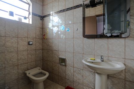 Casa para alugar com 360m², 4 quartos e 3 vagasBanheiro - Quarto 3 - Suíte