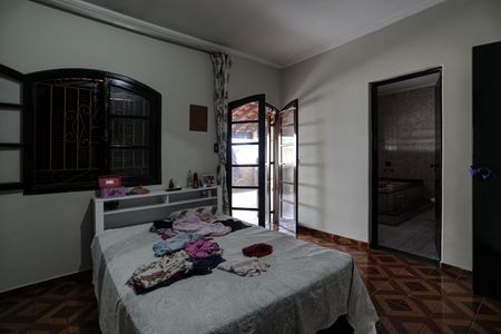 Casa para alugar com 360m², 4 quartos e 3 vagasQuarto 1 - Suíte