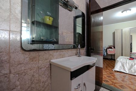 Casa para alugar com 360m², 4 quartos e 3 vagasBanheiro - Quarto 1 - Suíte