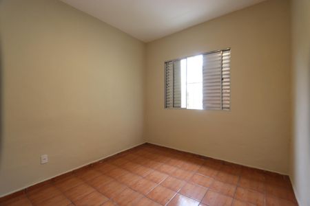 Quarto de casa à venda com 1 quarto, 180m² em Vila Antonieta, São Paulo