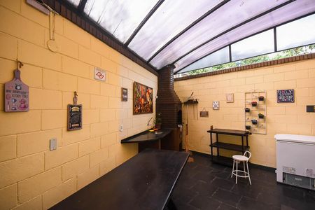 Apartamento à venda com 60m², 2 quartos e 1 vagaChurrasqueira