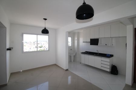 Sala / Cozinha de apartamento para alugar com 2 quartos, 43m² em Vila Santa Maria, São Paulo