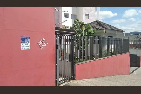 Apartamento para alugar com 43m², 2 quartos e 1 vaga Apartamento para alugar com 43m², 2 quartos e 1 vagaFachada