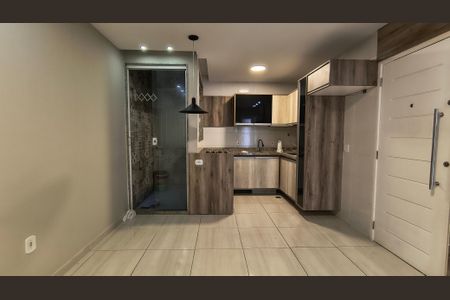 Sala de apartamento à venda com 2 quartos, 62m² em Recreio dos Bandeirantes, Rio de Janeiro