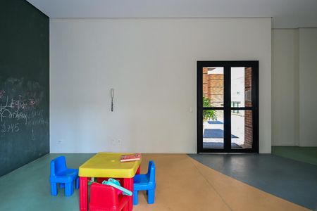 Apartamento à venda com 195m², 4 quartos e 4 vagasBrinquedoteca