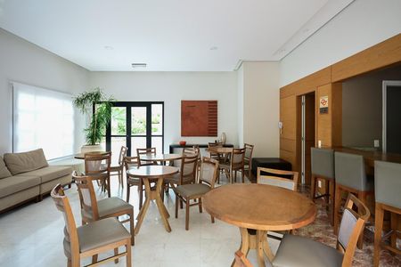 Apartamento à venda com 195m², 4 quartos e 4 vagasSalão de Festa