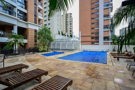 Apartamento à venda com 195m², 4 quartos e 4 vagasPiscina 1