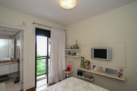 Apartamento à venda com 195m², 4 quartos e 4 vagasSuíte 4