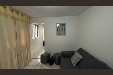 Sala de casa para alugar com 2 quartos, 60m² em Jardim do Estádio, Santo André