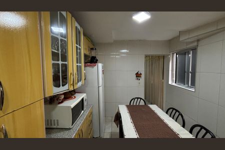 Casa para alugar com 60m², 2 quartos e sem vagaCozinha