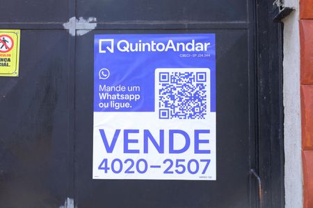 Apartamento à venda com 52m², 2 quartos e 1 vagaPlaca instalada no portão do condomínio - Código do imóvel - MWXC-132