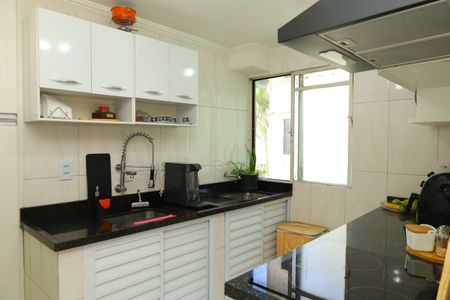 Apartamento à venda com 52m², 2 quartos e 1 vagaCozinha