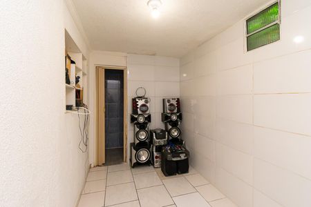 Casa para alugar com 60m², 1 quarto e sem vagaSuíte