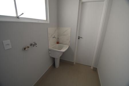 Apartamento para alugar com 84m², 3 quartos e 1 vagaÁrea de Serviço