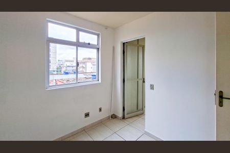 Apartamento à venda com 3 quartos, 80m² em Sagrada Família, Belo Horizonte