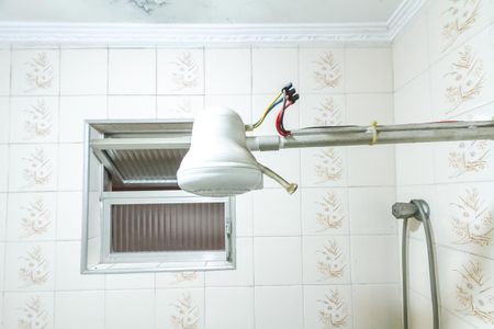 Casa à venda com 260m², 3 quartos e 4 vagas Casa à venda com 260m², 3 quartos e 4 vagasBanheiro de serviço