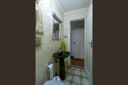 Casa à venda com 260m², 3 quartos e 4 vagas Casa à venda com 260m², 3 quartos e 4 vagasBanheiro 2