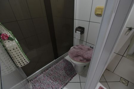 Casa à venda com 160m², 5 quartos e 3 vagasBanheiro da suíte 2