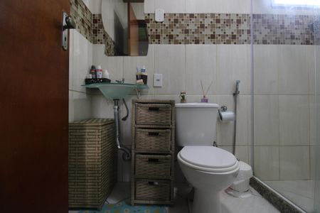 Casa à venda com 160m², 5 quartos e 3 vagasBanheiro social 1