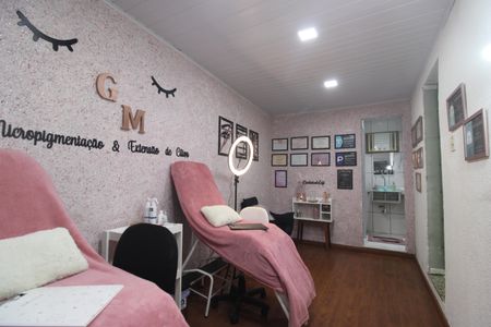 Casa à venda com 160m², 5 quartos e 3 vagasSuíte 2