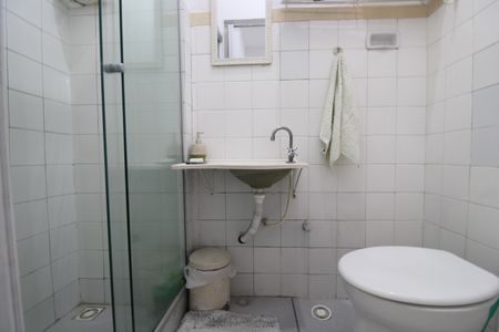 Casa à venda com 160m², 5 quartos e 3 vagasBanheiro da suíte 1