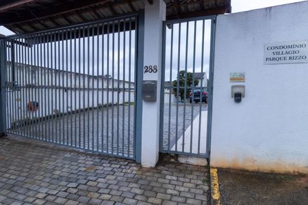 Casa de condomínio para alugar com 70m², 2 quartos e 2 vagas Casa de condomínio para alugar com 70m², 2 quartos e 2 vagasFachada