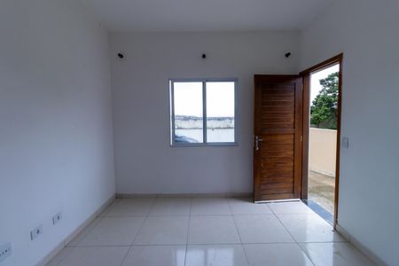 Sala de casa de condomínio para alugar com 2 quartos, 70m² em Parque Rizzo, Cotia