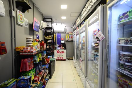 Apartamento para alugar com 26m², 1 quarto e sem vagaMini Mercado