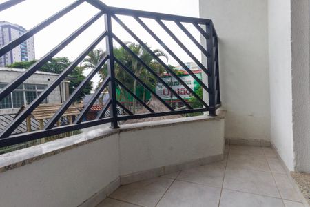 Apartamento à venda com 58m², 2 quartos e 1 vagaVaranda