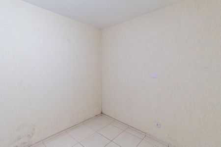 Quarto 1 de casa para alugar com 2 quartos, 450m² em Jardim Santo Estevao, Carapicuíba