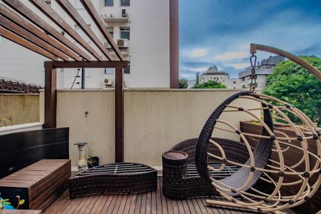 Varanda de apartamento à venda com 2 quartos, 99m² em Petrópolis, Porto Alegre