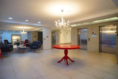 Apartamento à venda com 90m², 3 quartos e 2 vagas Apartamento à venda com 90m², 3 quartos e 2 vagasHall de entrada