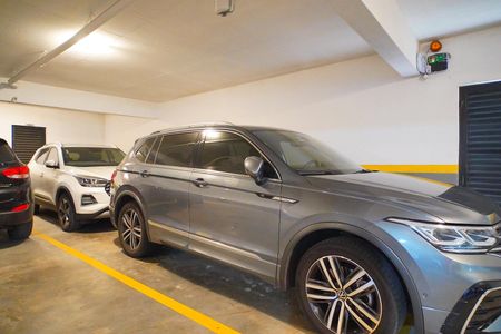 Apartamento à venda com 90m², 3 quartos e 2 vagas Apartamento à venda com 90m², 3 quartos e 2 vagasGaragem