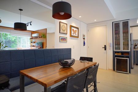 Sala  de apartamento à venda com 3 quartos, 90m² em Petrópolis, Porto Alegre