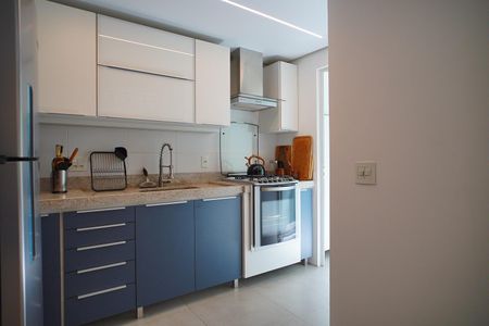 Apartamento à venda com 90m², 3 quartos e 2 vagas Apartamento à venda com 90m², 3 quartos e 2 vagasCozinha