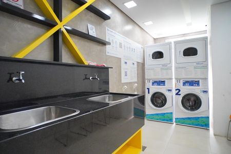 Apartamento à venda com 90m², 3 quartos e 2 vagas Apartamento à venda com 90m², 3 quartos e 2 vagasAcademia