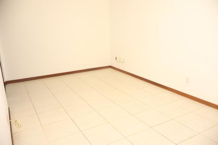 Sala de apartamento para alugar com 2 quartos, 70m² em Jardim Armação, Salvador