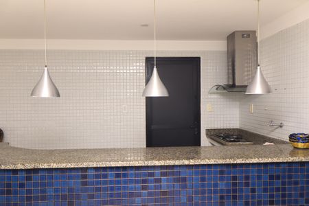 Apartamento para alugar com 70m², 2 quartos e 1 vagaÁrea comum - Salão de festas