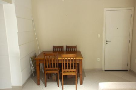 Sala de apartamento para alugar com 1 quarto, 47m² em Ponta da Praia, Santos
